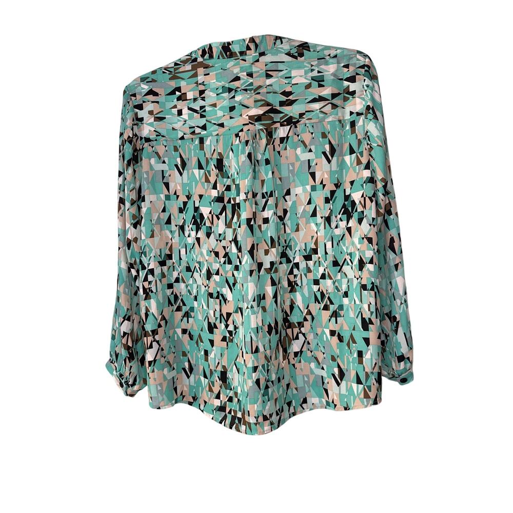 BonWorth BBT button-down geometric print blouse in a Size Large Petite - Picture 3 of 5
